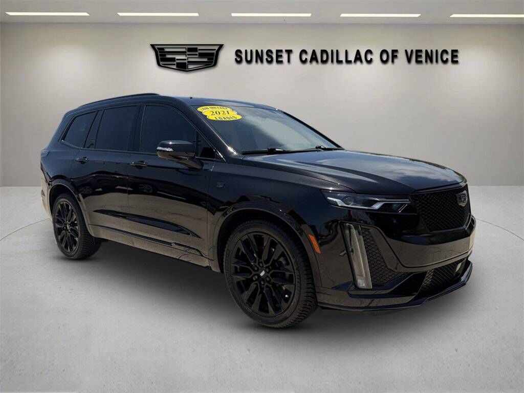 2021 CADILLAC XT6