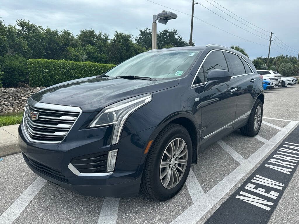 2017 CADILLAC XT5