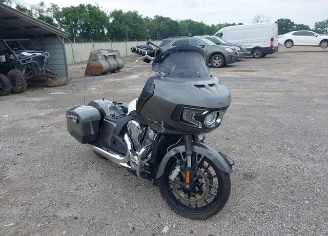 2020 INDIAN MOTORCYCLE Challenger