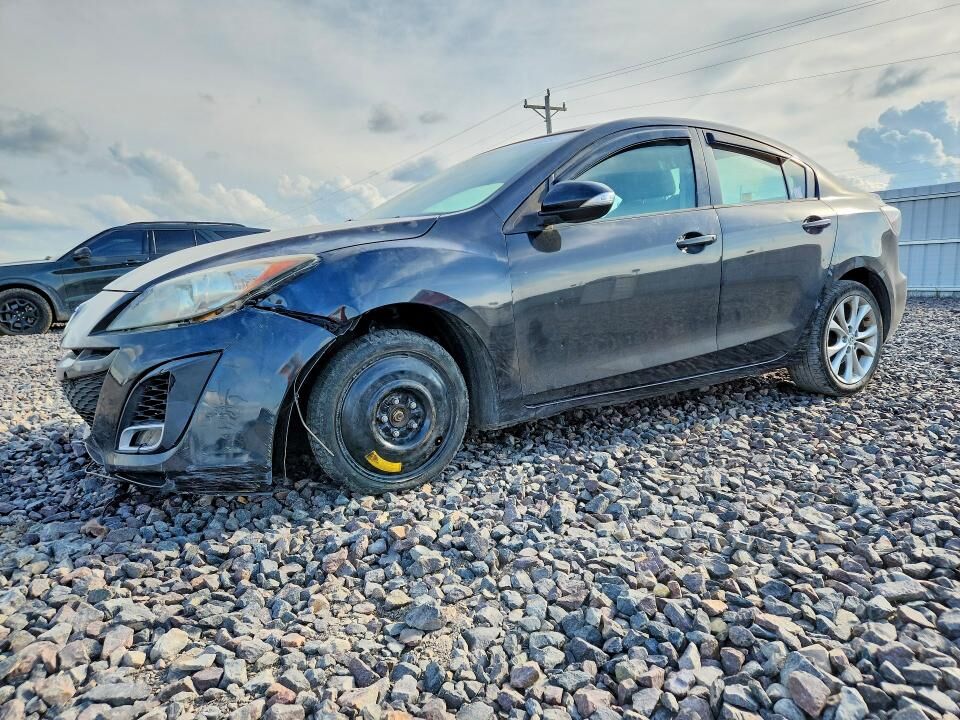 2010 MAZDA Mazda3