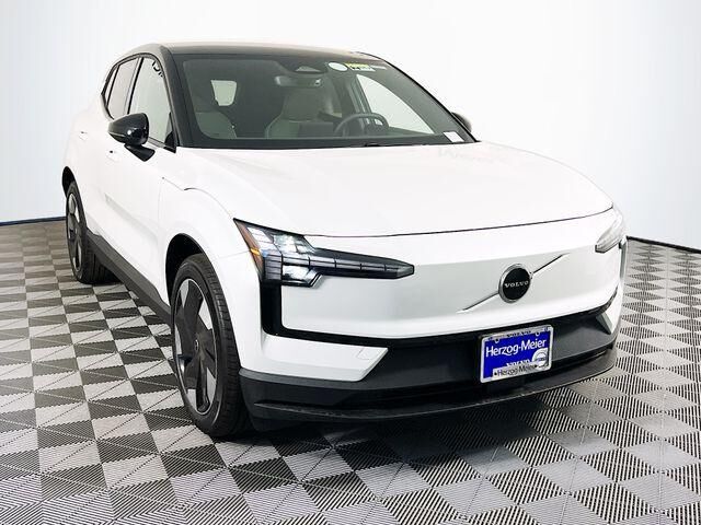 2026 VOLVO EX30