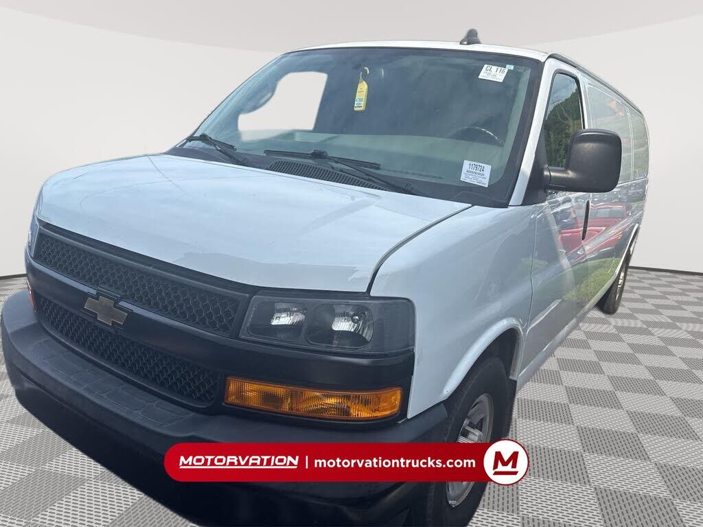 2018 CHEVROLET Express