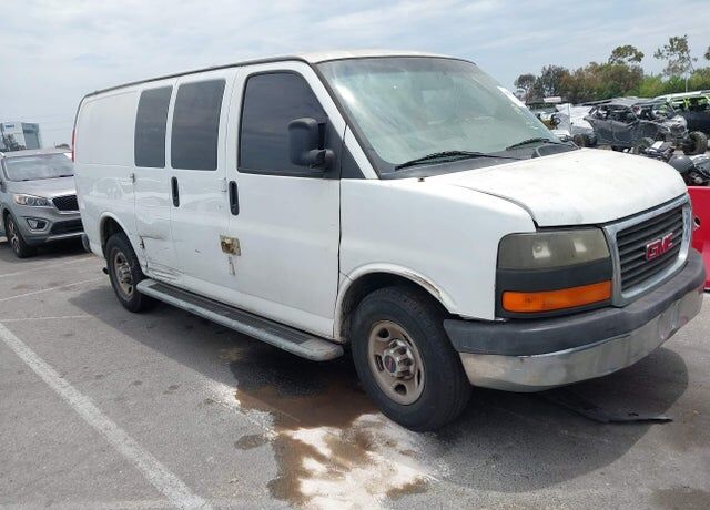 2014 GMC Savana