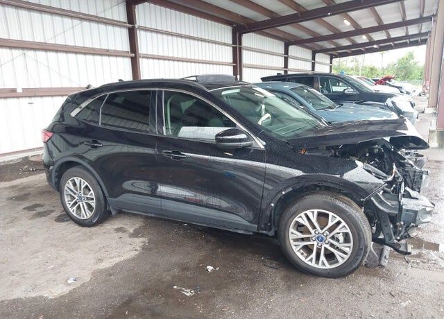 2022 FORD Escape