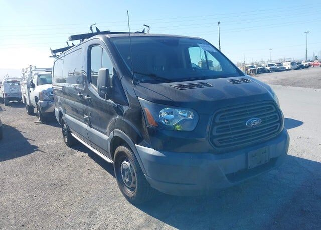 2015 FORD Transit