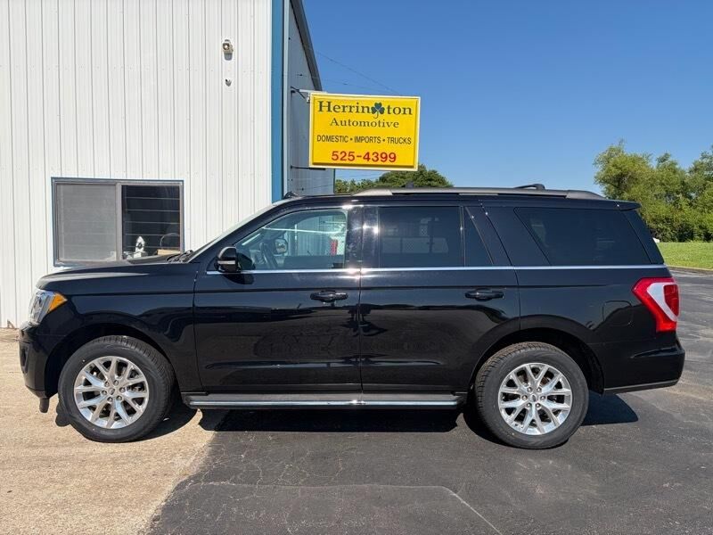 2021 FORD Expedition