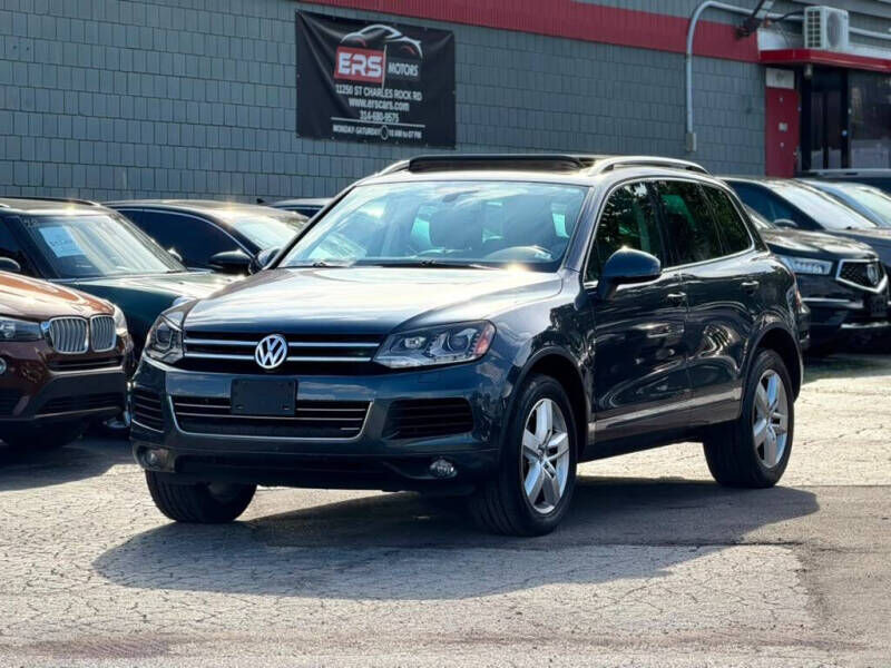 2012 VOLKSWAGEN Touareg