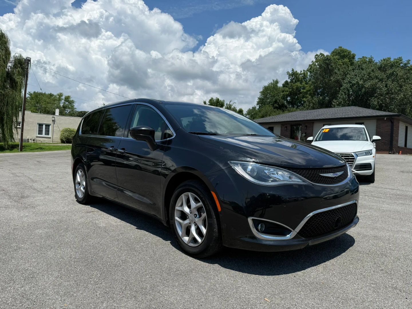 2019 CHRYSLER Pacifica