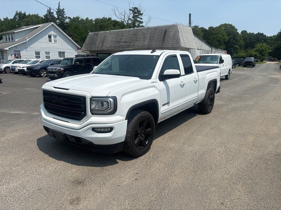 2017 GMC Sierra