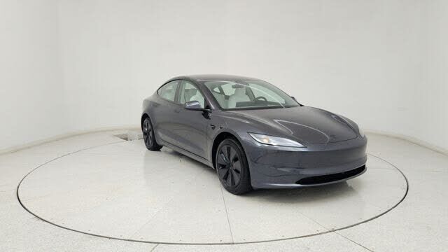 2026 TESLA Model 3