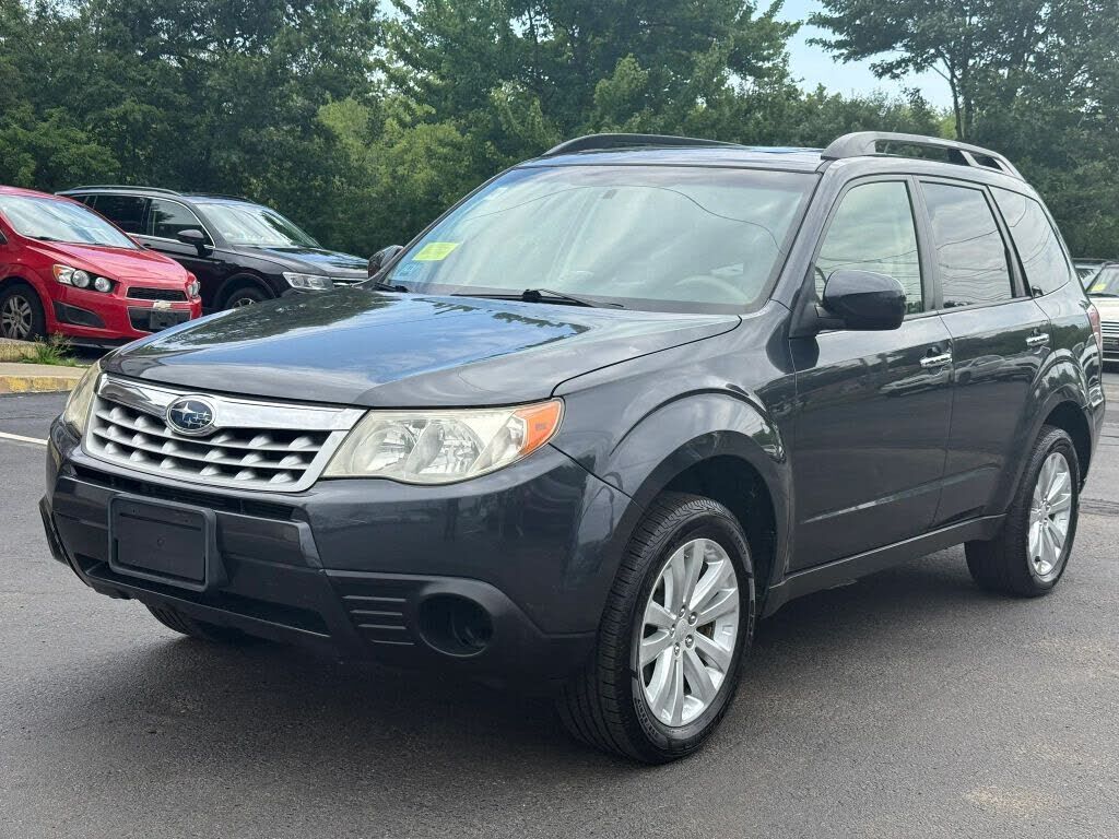 2013 SUBARU Forester