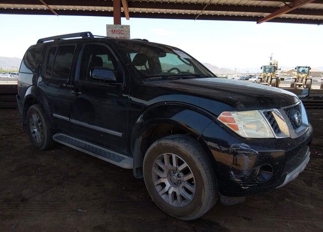 2011 NISSAN Pathfinder