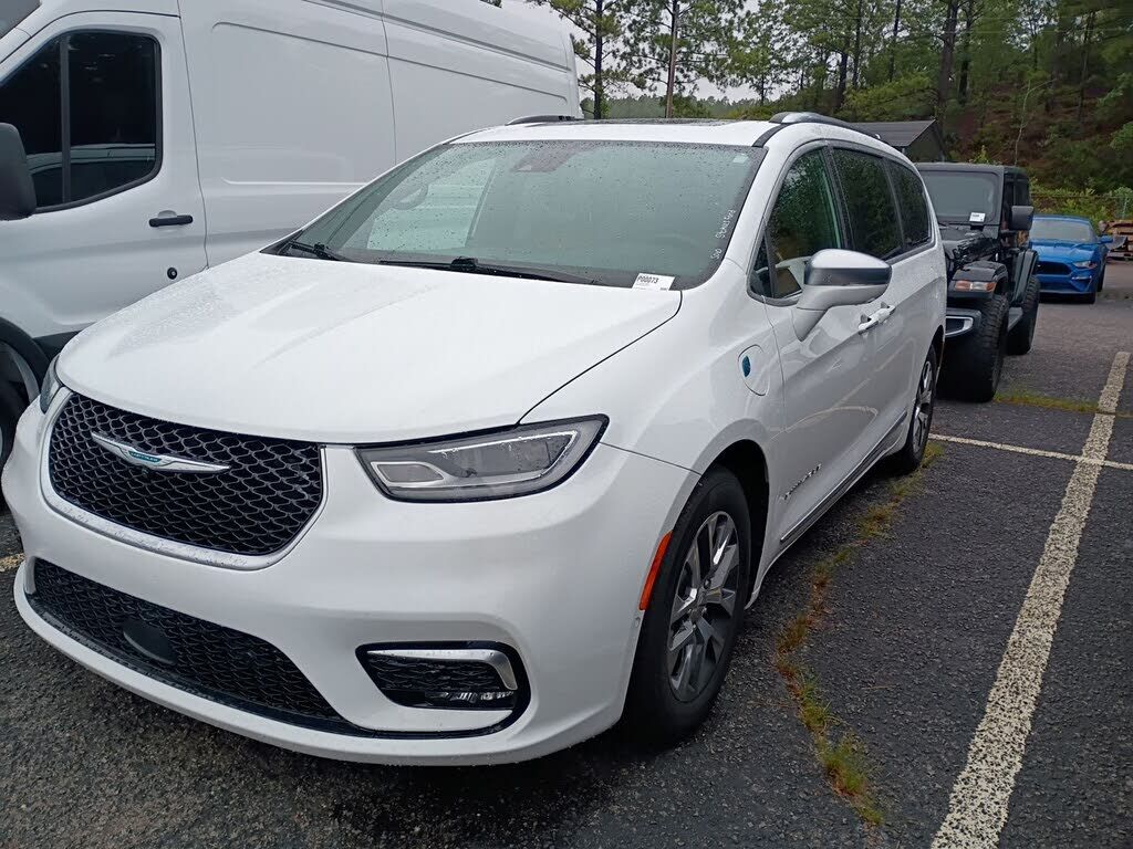 2021 CHRYSLER Pacifica