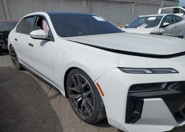 2024 BMW i7
