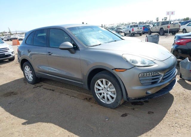 2011 PORSCHE Cayenne