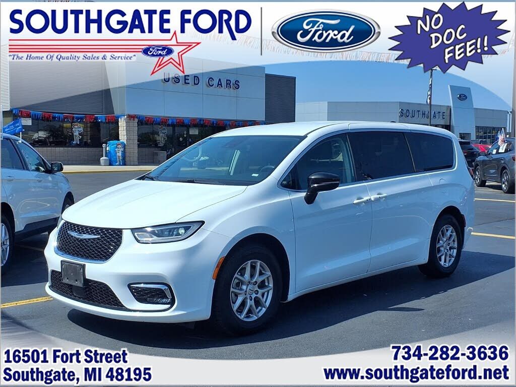 2024 CHRYSLER Pacifica