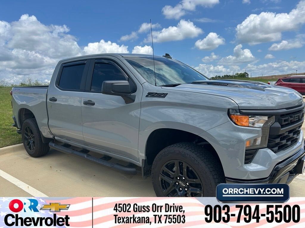 2025 CHEVROLET Silverado