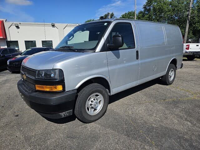 2024 CHEVROLET Express