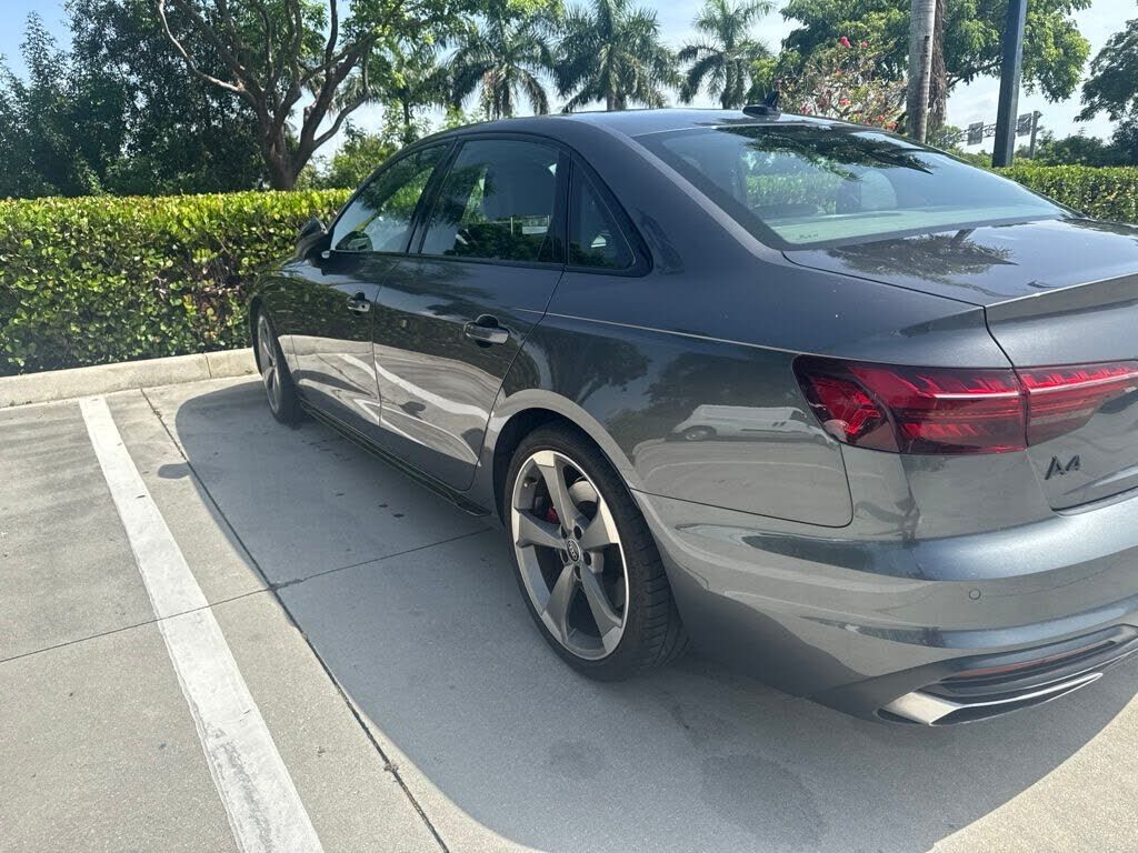 2022 AUDI A4