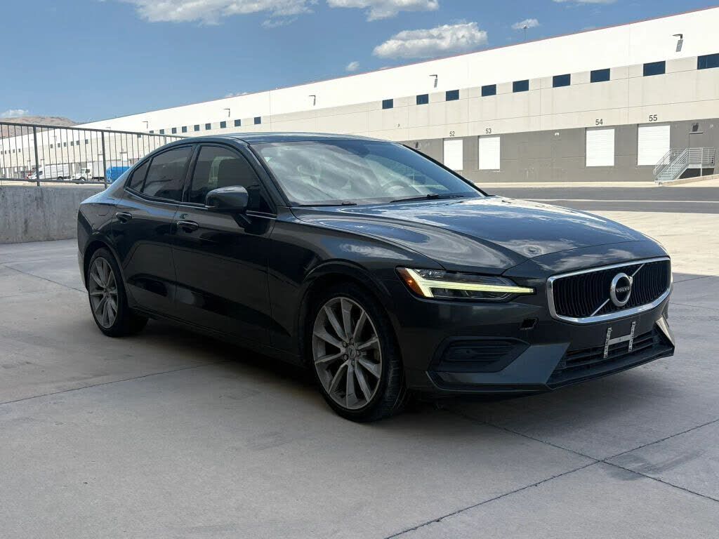 2020 VOLVO S60