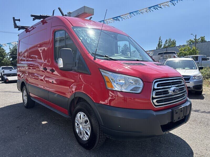 2015 FORD Transit