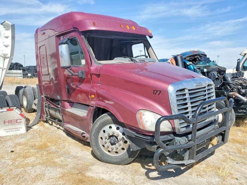 2016 FREIGHTLINER Cascadia