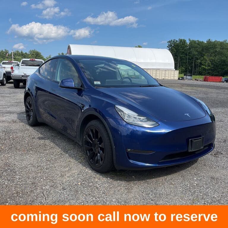 2022 TESLA Model Y
