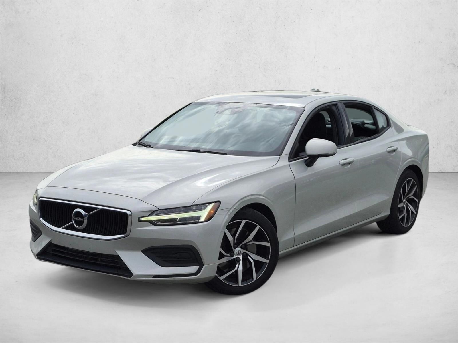 2019 VOLVO S60