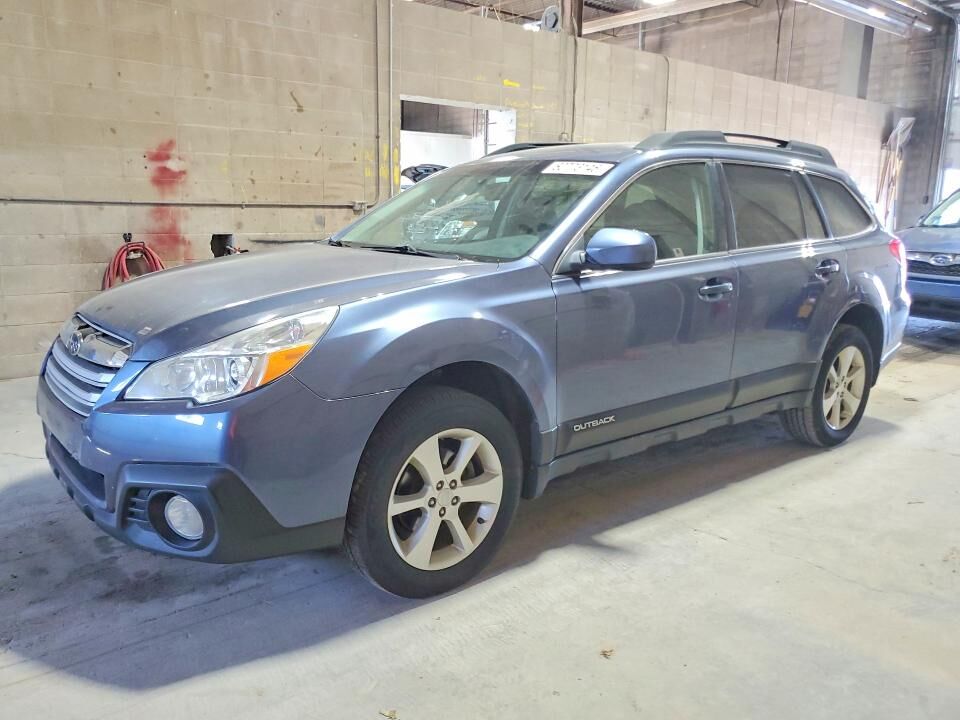 2014 SUBARU Outback