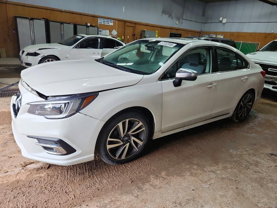 2018 SUBARU Legacy