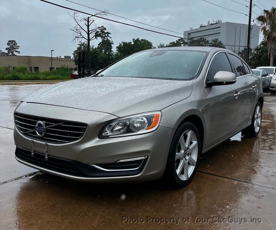 2016 VOLVO S60