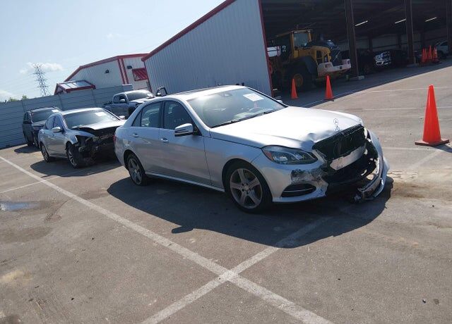 2014 MERCEDES-BENZ E-Class