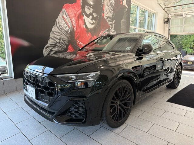 2025 AUDI SQ8