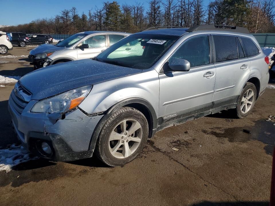 2014 SUBARU Outback
