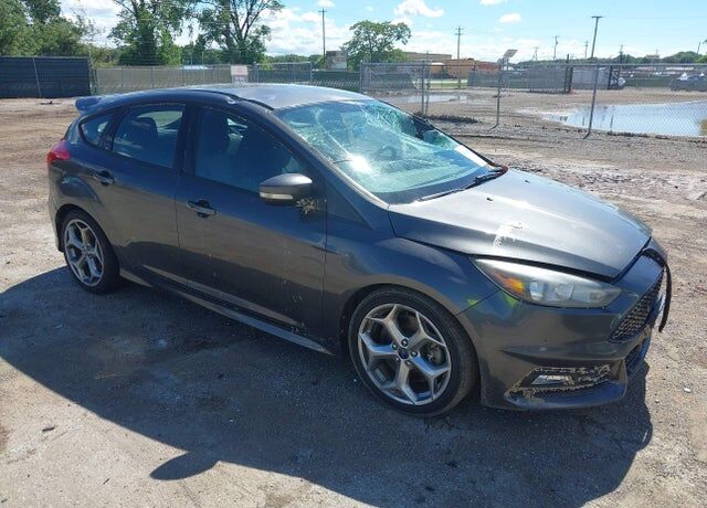 2016 FORD Focus