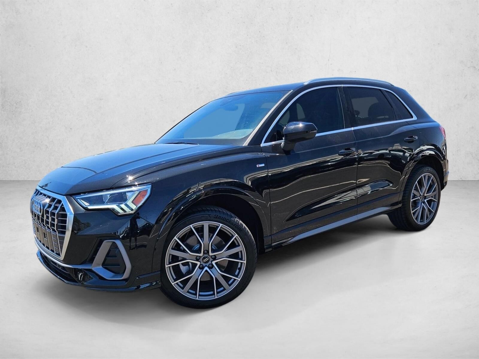 2025 AUDI Q3