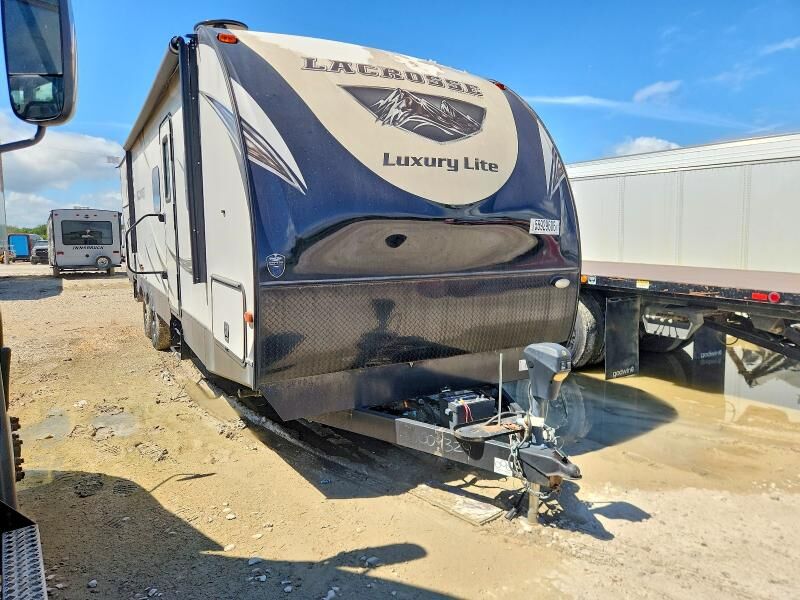2018 FOREST RIVER Lacrosse Towable