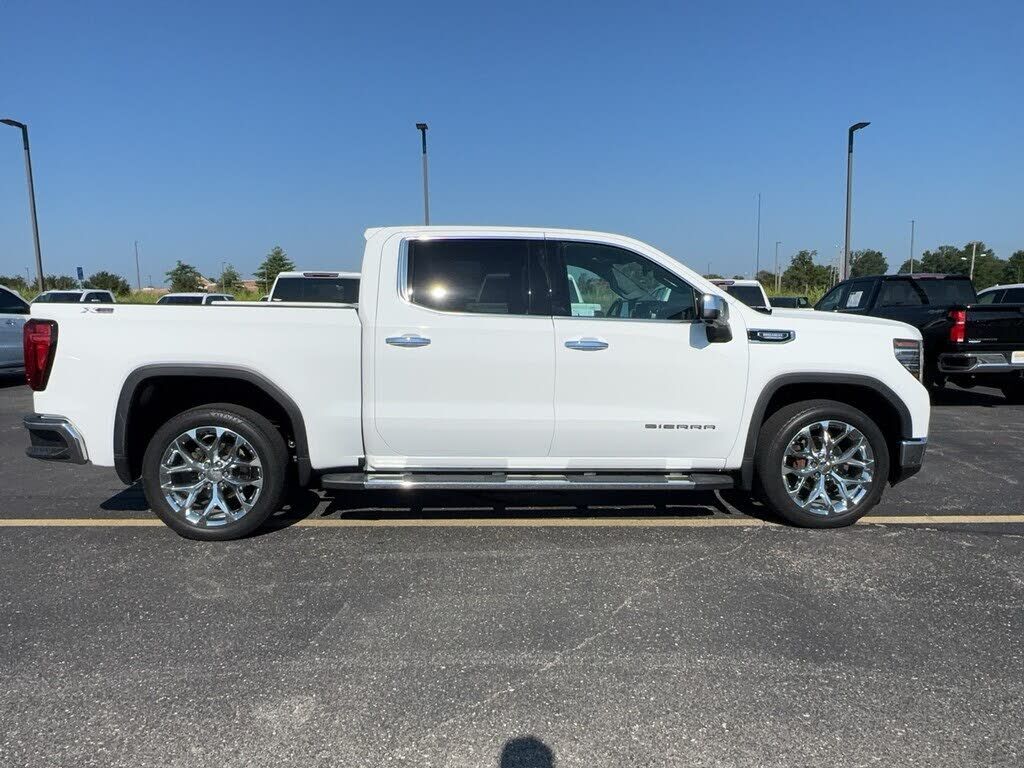 2024 GMC Sierra