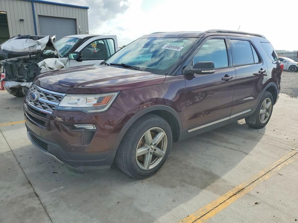 2018 FORD Explorer