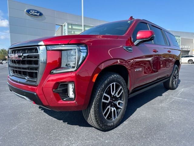 2023 GMC Yukon XL