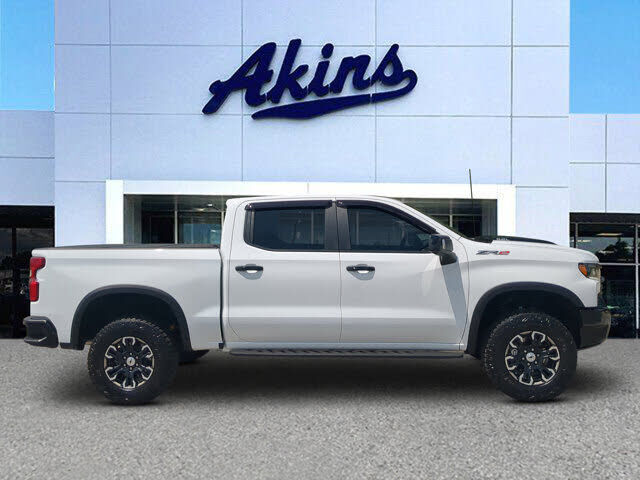 2025 CHEVROLET Silverado