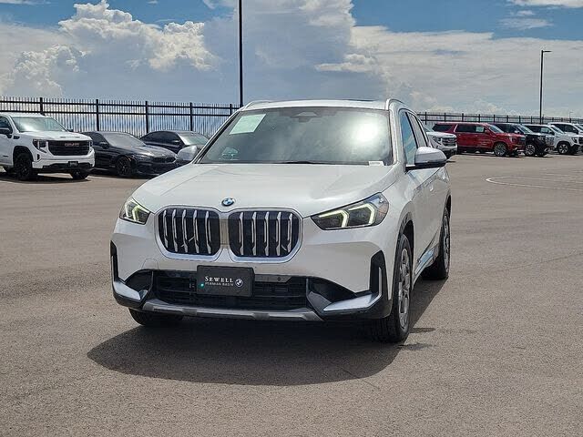 2024 BMW X1