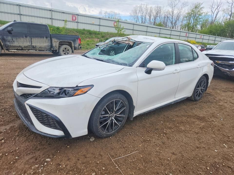 2022 TOYOTA Camry