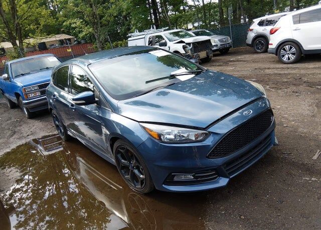 2018 FORD Focus