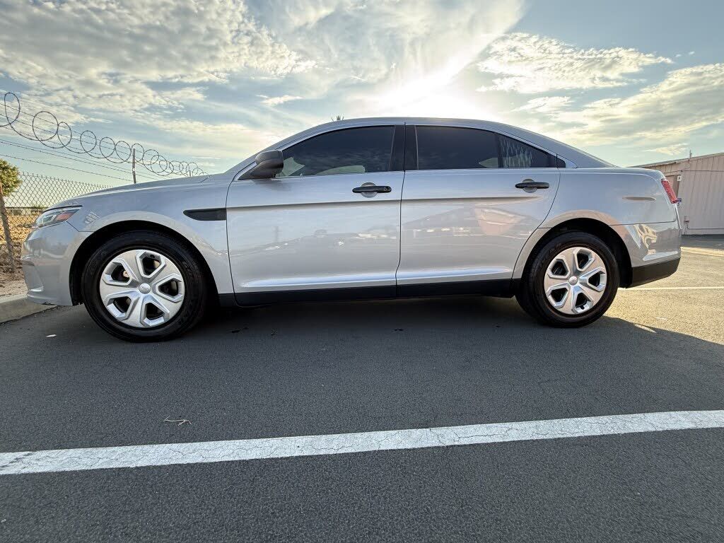 2018 FORD Taurus
