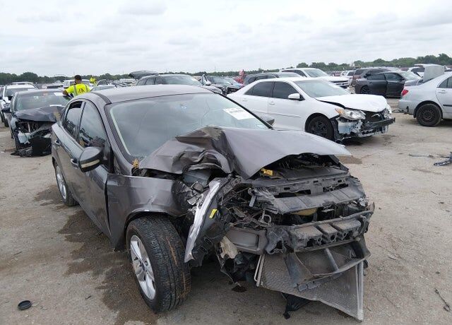 2014 FORD Focus