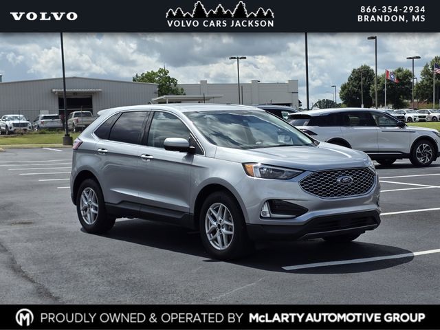 2023 FORD Edge