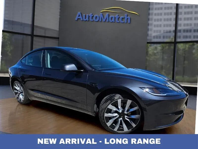 2025 TESLA Model 3