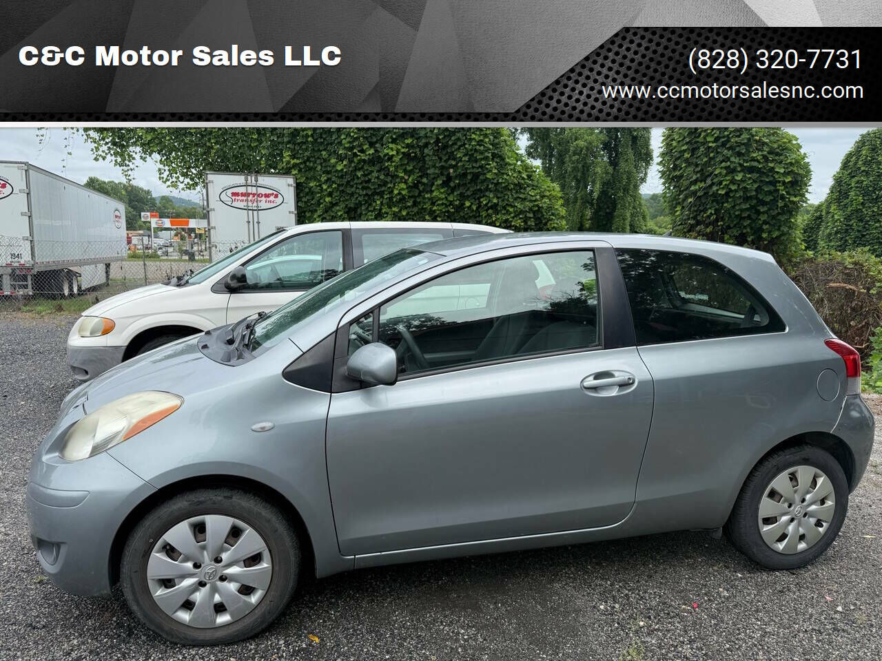 2010 TOYOTA Yaris