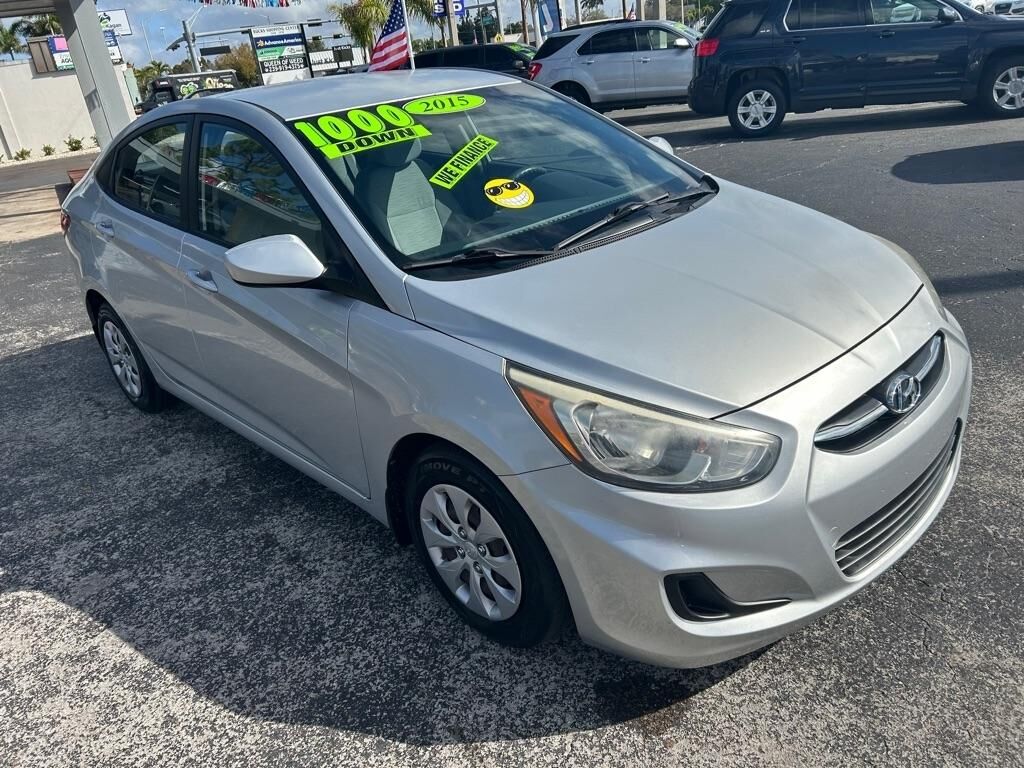 2015 HYUNDAI Accent